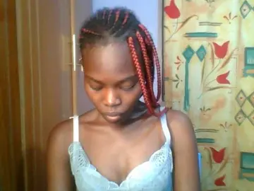 Sweet-petite  live sex cam