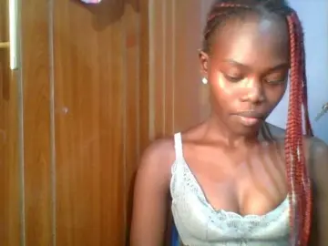 Sweet-petite  live sex cam