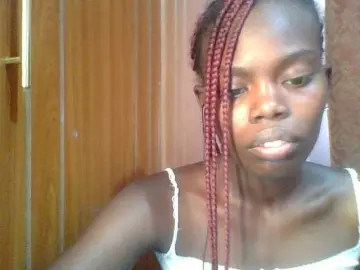 Sweet-petite  live sex cam