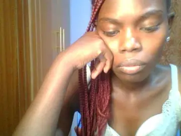 Sweet-petite  live sex cam