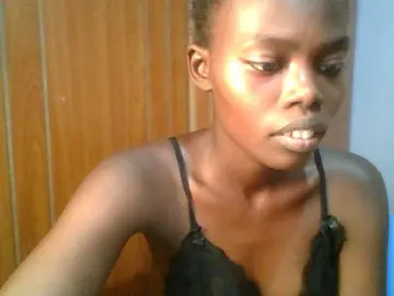 Sweet-petite  live sex cam