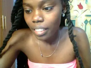 Sweet-petite  live sex cam