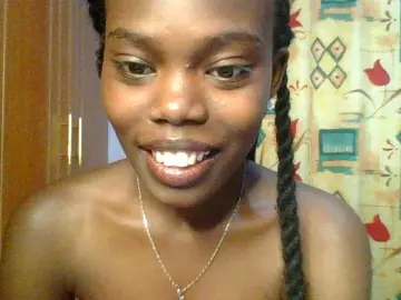 Sweet-petite  live sex cam