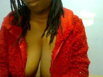 Sweet-petite  live sex cam