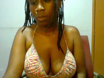 Sweet-petite  live sex cam