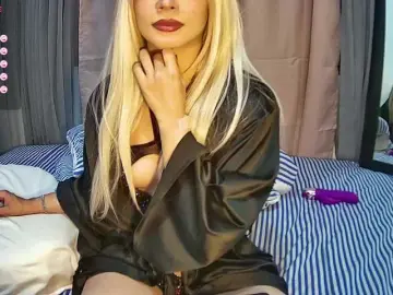 VelvetNella  live sex cam