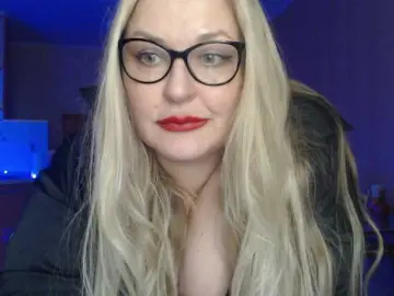 WifeyNusha  live sex cam