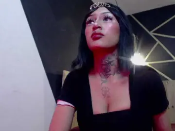 Yenes-Star  live sex cam