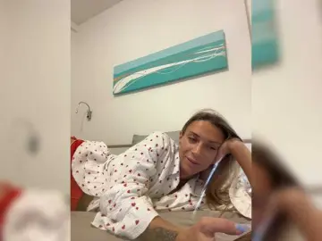 Merrybaby  live sex cam