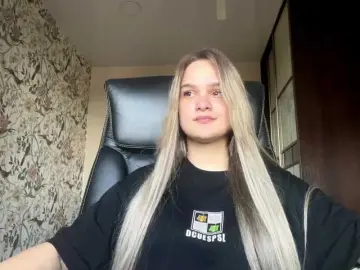 AnnaHoupt  live sex cam