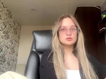 AnnaHoupt  live sex cam