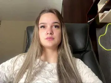 AnnaHoupt  live sex cam