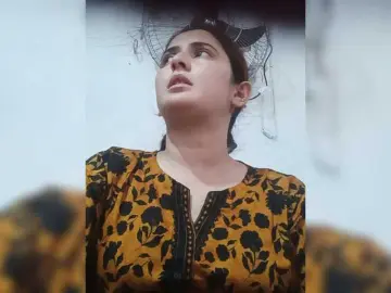 Khadija3  live sex cam