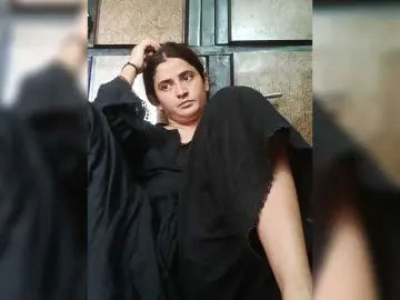 Khadija3  live sex cam