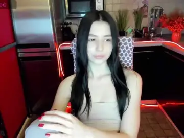 LindaSei  live sex cam