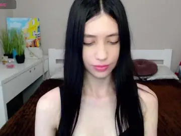 LindaSei  live sex cam