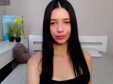 LindaSei  live sex cam