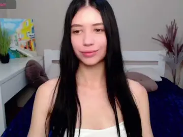 LindaSei  live sex cam