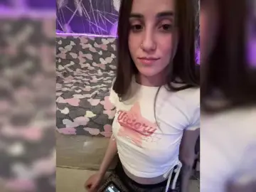 Sweetkitty3  live sex cam