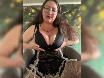 Violetta1351  live sex cam
