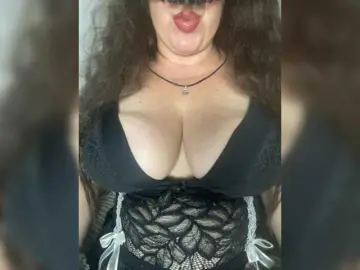 Violetta1351  live sex cam