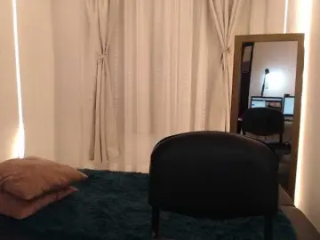 Cellesteee-derlit  live sex cam