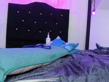 Nickypop  live sex cam