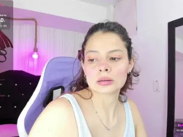 Nickypop  live sex cam