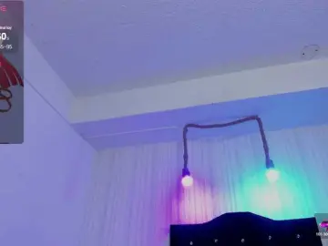Nickypop  live sex cam