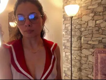 Nickypop  live sex cam