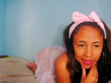 Prettygirls11  live sex cam