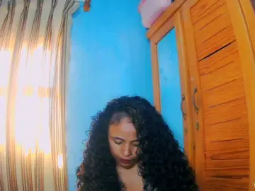 Prettygirls11  live sex cam