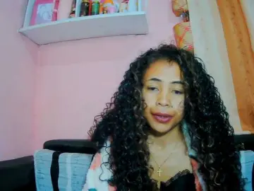 Prettygirls11  live sex cam