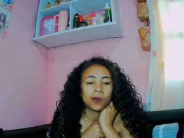 Prettygirls11  live sex cam