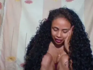 Prettygirls11  live sex cam
