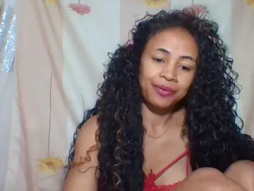 Prettygirls11  live sex cam