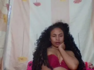 Prettygirls11  live sex cam