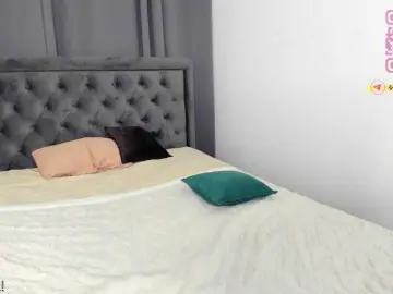 Serinella  live sex cam