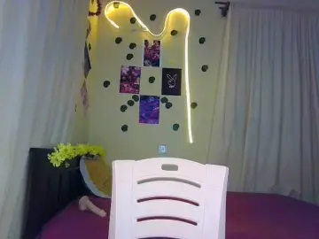 Ambrosiana  live sex cam