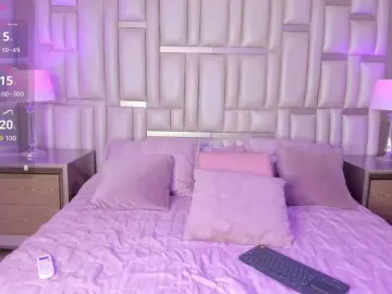 CourtneyLane  live sex cam