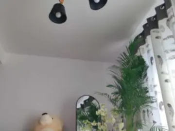 EmilyxJames  live sex cam