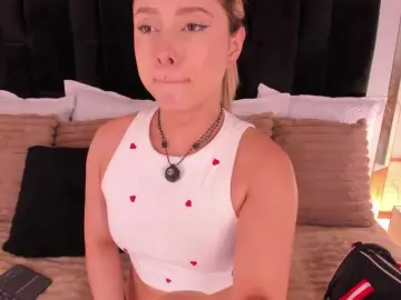 GretaVelvet  live sex cam