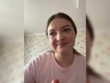 IamLovenda  live sex cam