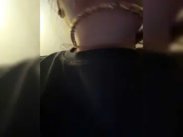 Natasha15  live sex cam