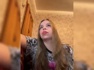 Natasha15  live sex cam