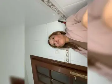 Planetcat  live sex cam