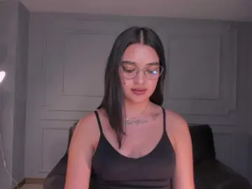 SkyDelacroix  live sex cam