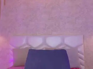AriiNovoa  live sex cam