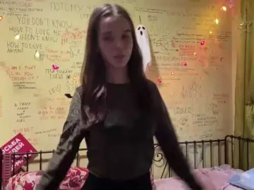 JuicyCutie  live sex cam