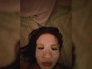 Kotenok-10is10  live sex cam